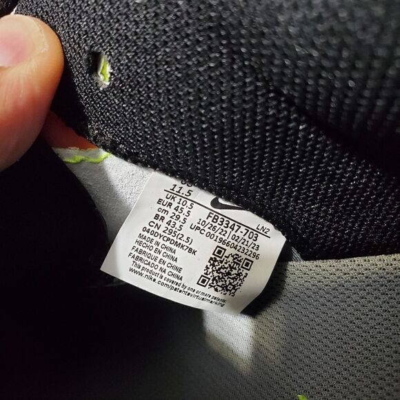 Nike Vapor Edge Elite 360 2 Men Sz 11.5 Volt Black Football Cleats FB3347-703 - Picture 7 of 8